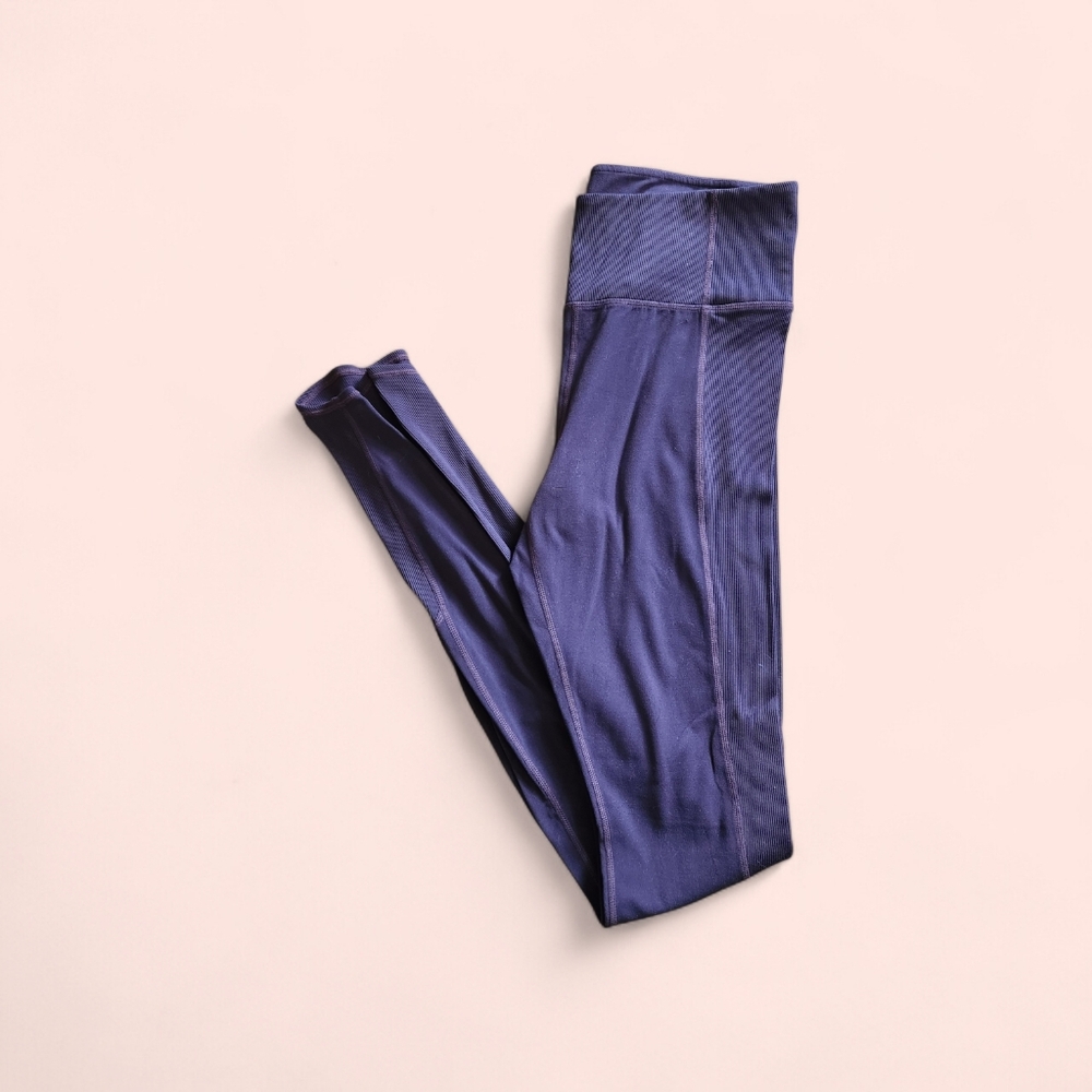 Athleta Plum Leggings — Deep Violet Activewear Medium